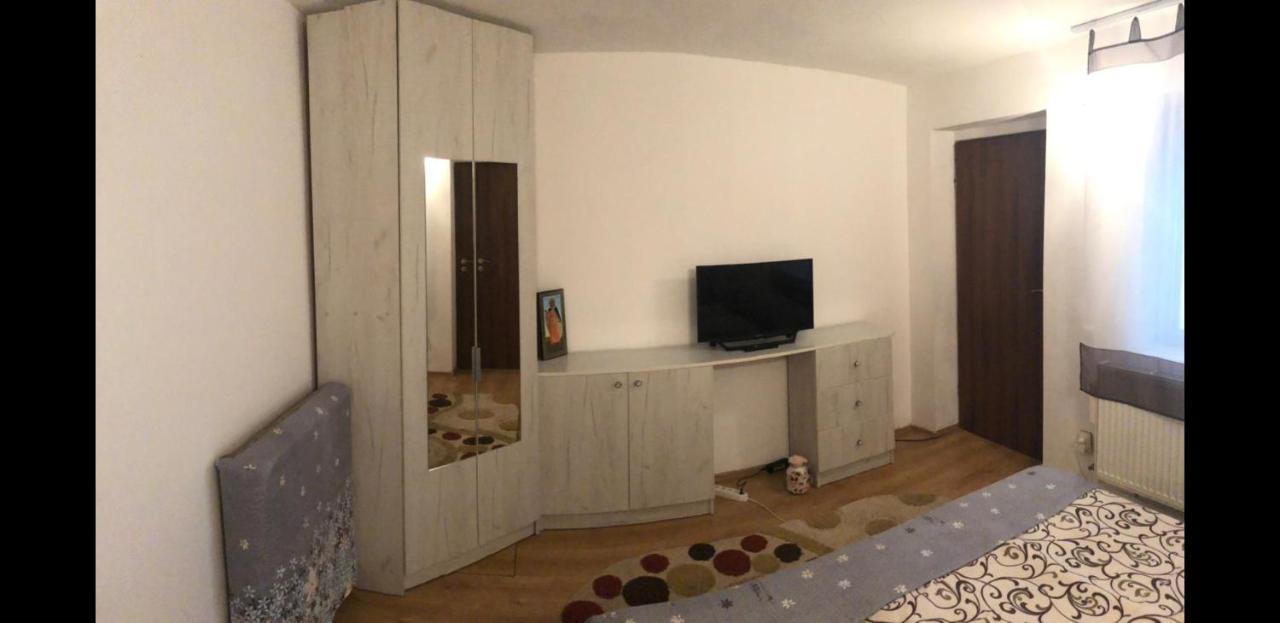Hotel Casa Delia à Călimăneşti Extérieur photo